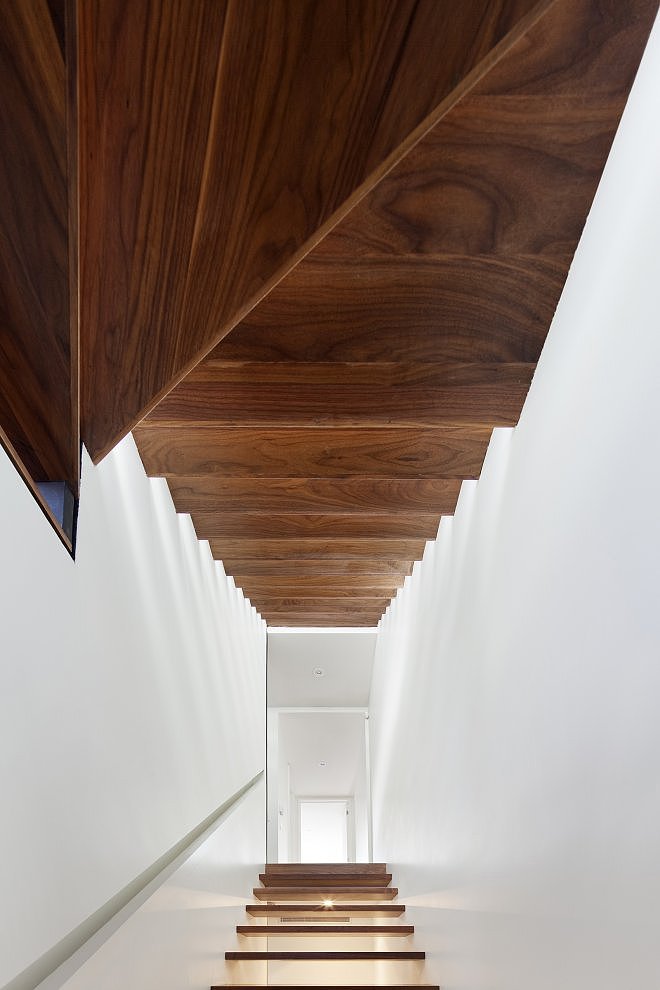 Contrast House by Dubbeldam Architecture + Design