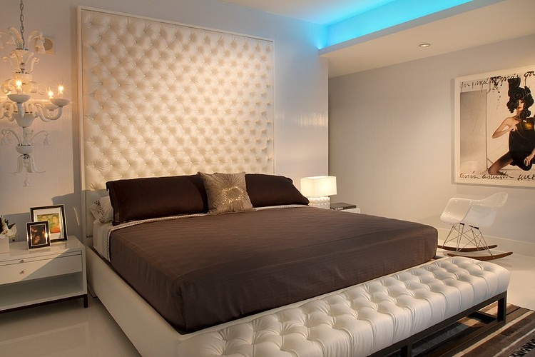Luxurious Jade Ocean by Britto Charette