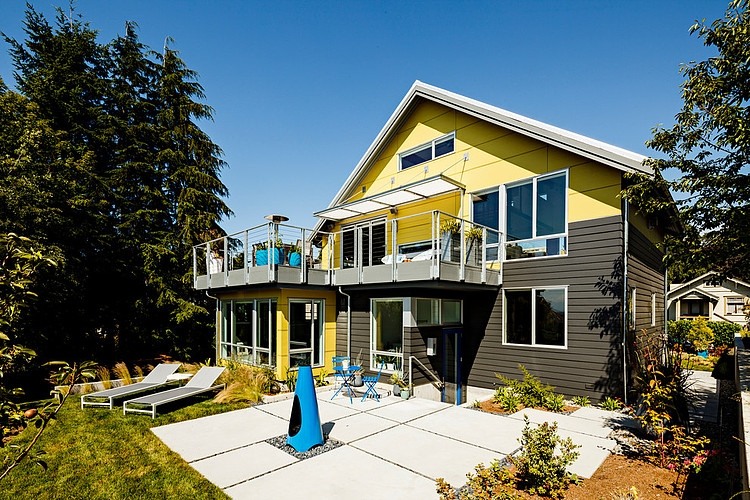 Phinney Ridge House by Portal Design