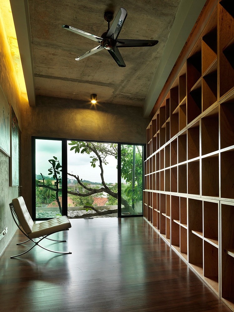 S11 House by ArchiCentre