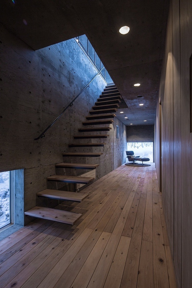 L House in Hirafu by Florian Busch Architects