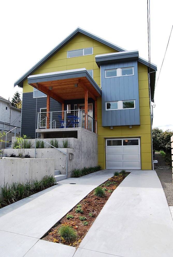 Phinney Ridge House by Portal Design