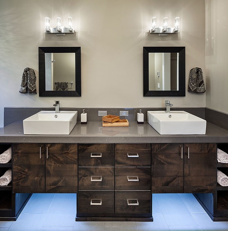 Hilltop House by Jordan Iverson Signature Homes
