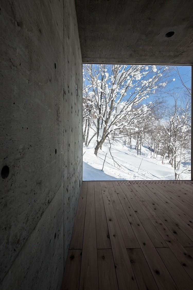 L House in Hirafu by Florian Busch Architects