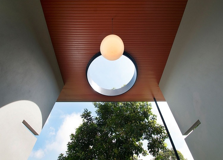 S11 House by ArchiCentre