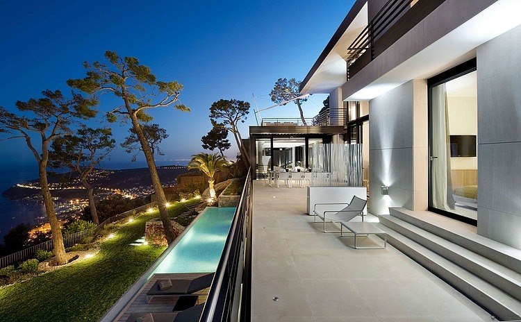 Bayview Villa in Côte d’Azur, France