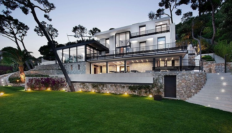 Bayview Villa in Côte d’Azur, France