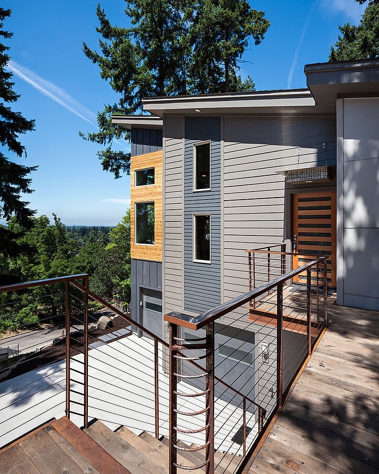 Hilltop House by Jordan Iverson Signature Homes
