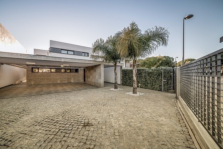 Vilamoura House by Duna Plana