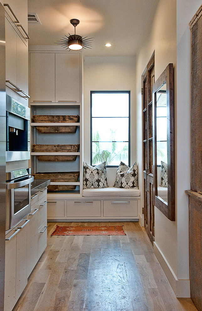 Cat Mountain Residence by Cornerstone Architects