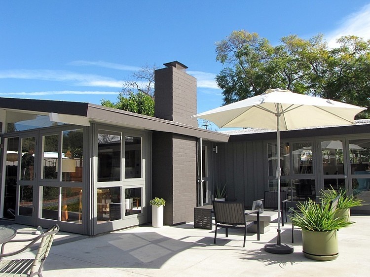Long Beach House by Tara Bussema
