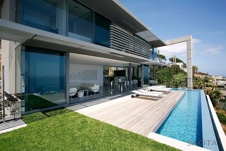 Head Road 1815 Residence by SAOTA