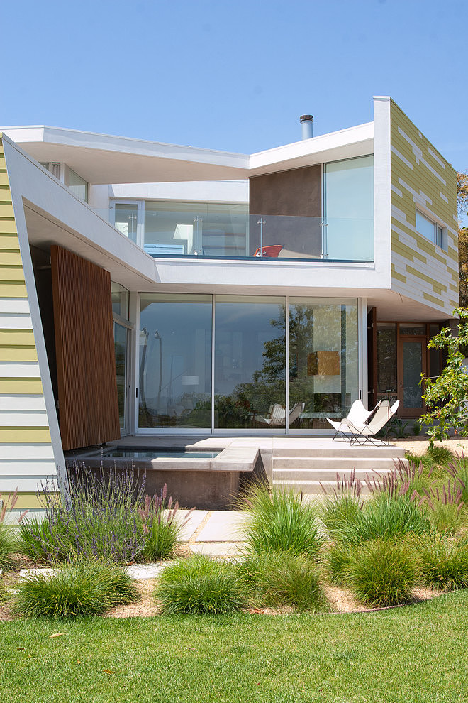 Modern House by Birte Reimer