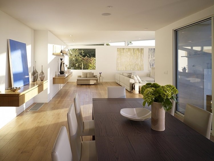 Westridge Residence by Montalba Architects