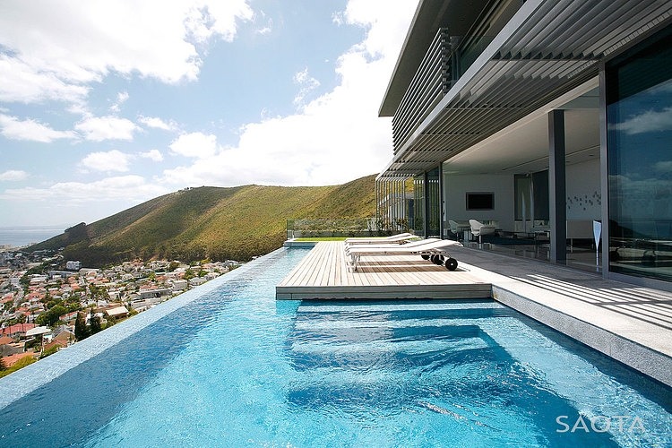Head Road 1815 Residence by SAOTA