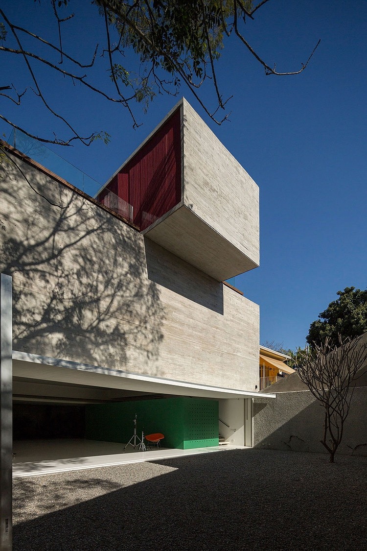 Studio R by Studio MK27