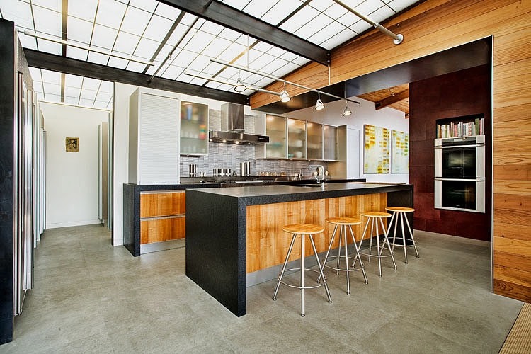 Lovell Residence by Quezada Architecture