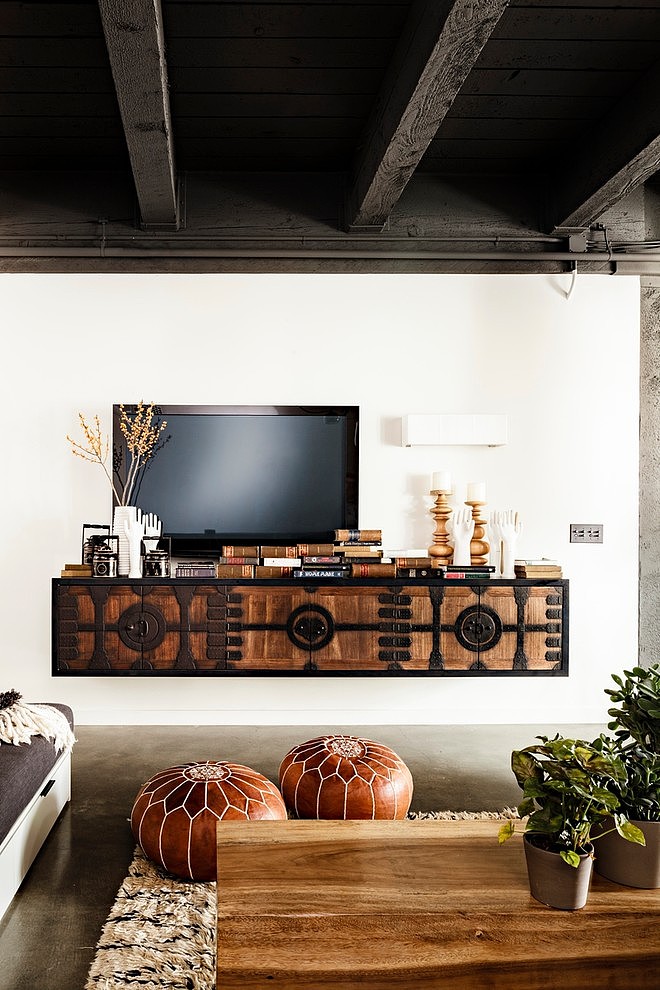 NW 13th Avenue Loft by Jessica Helgerson Interior Design