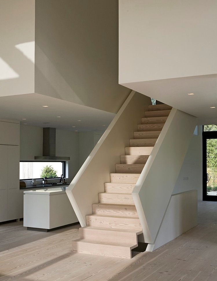 Remsenburg House by D'apostrophe Design