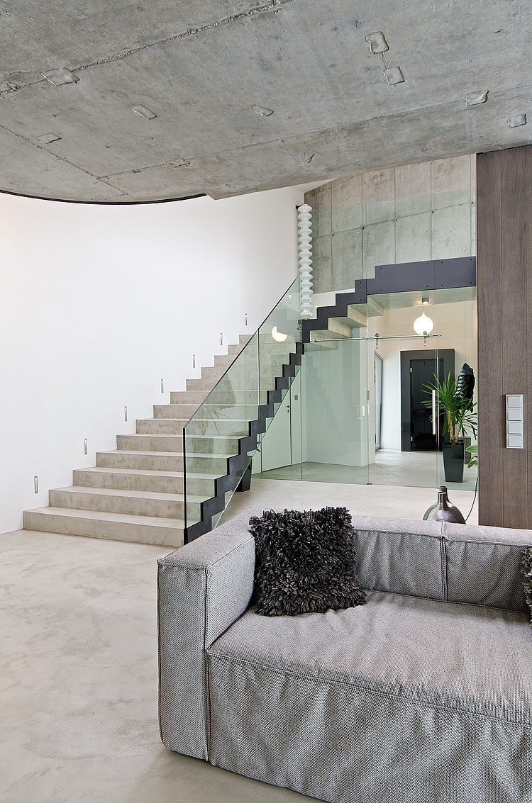 Osice House Interior by OOOOX