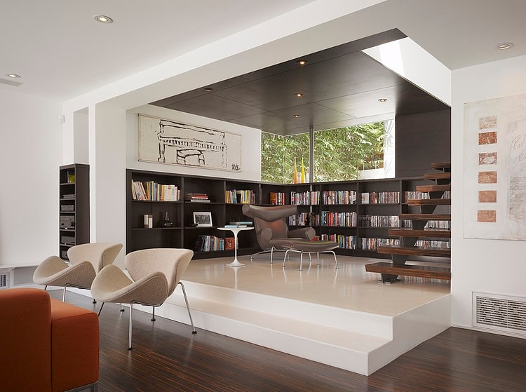 Residence in Hollywood Hills by Griffin Enright Architects