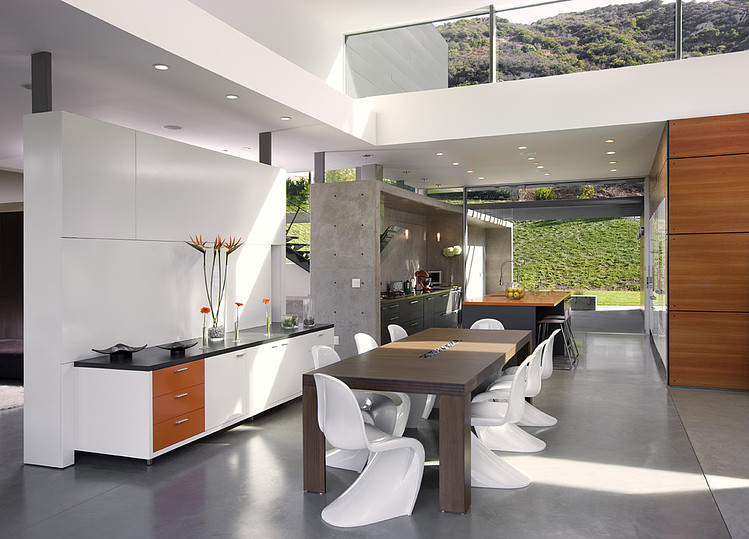 Residence in Lima by Abramson Teiger Architects