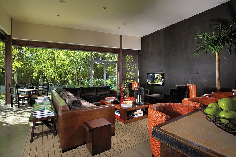 Smithcliffs Residence by Prestige Builders