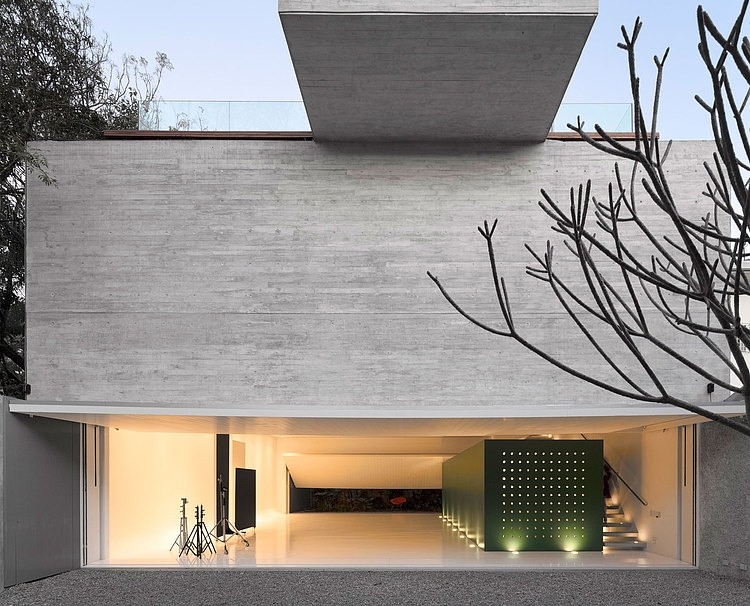 Studio R by Studio MK27