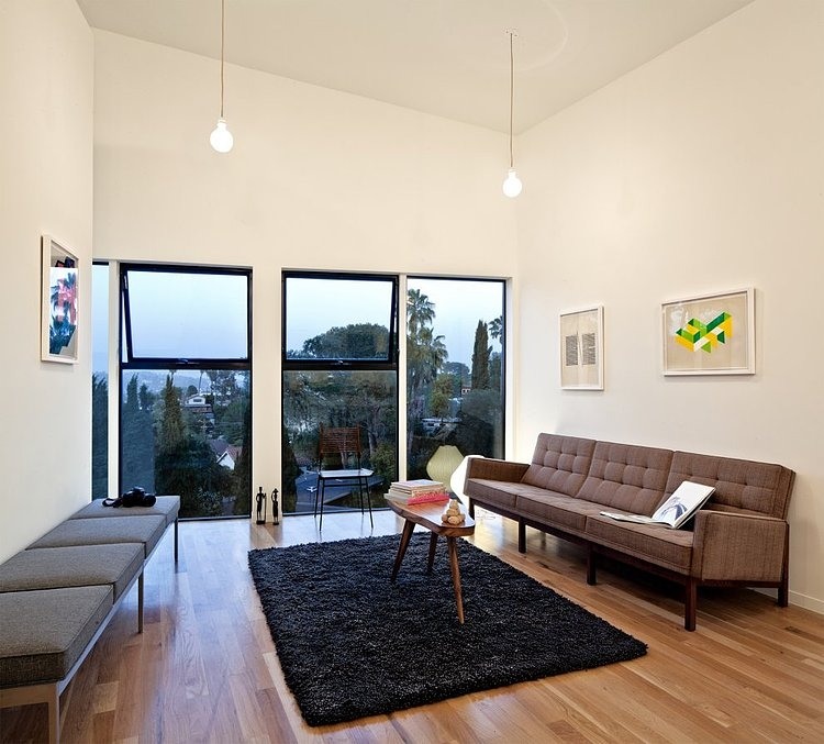 Big and Small House by Anonymous Architects