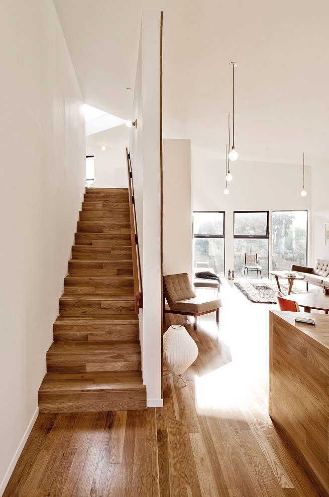 Big and Small House by Anonymous Architects
