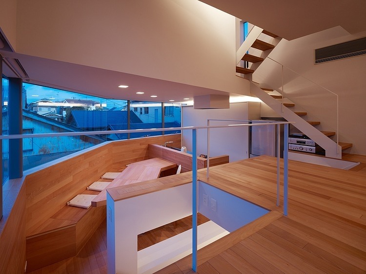 House at Kawachi-Matsubara by Fujiwaramuro Architects