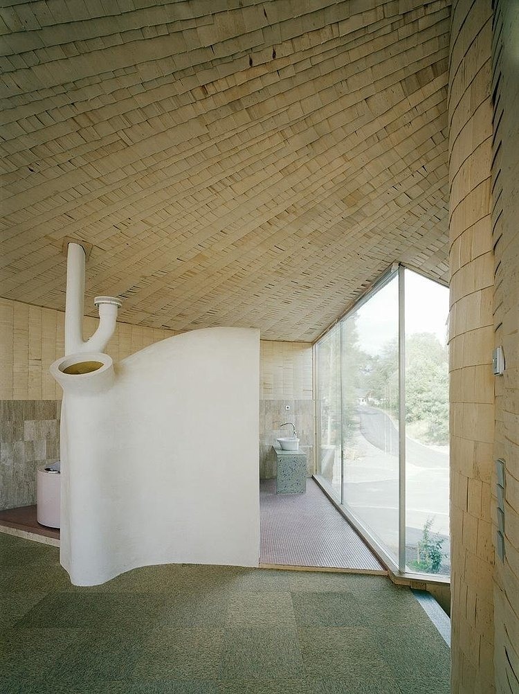 Espoo House by Olavi Kopose