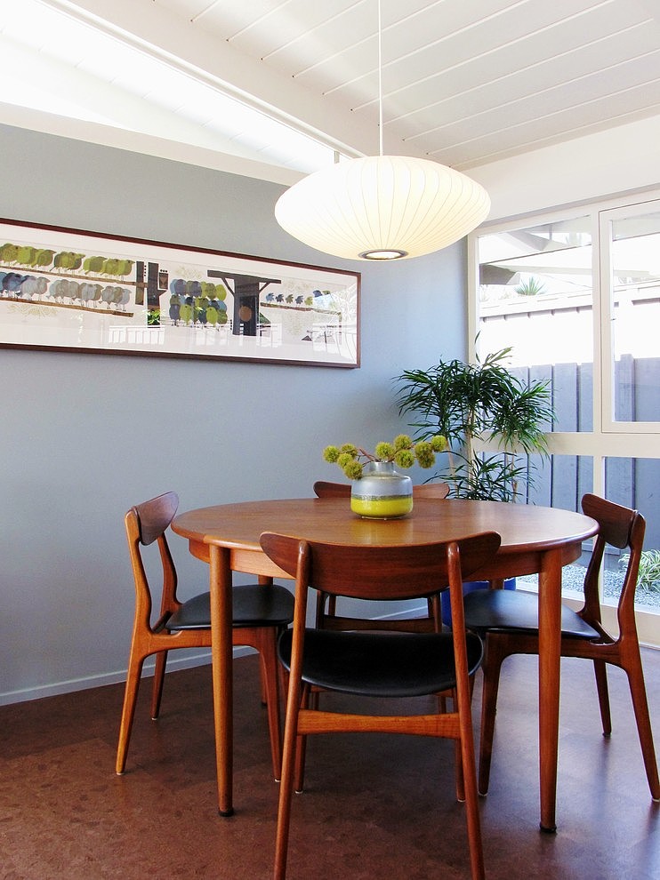 Long Beach House by Tara Bussema