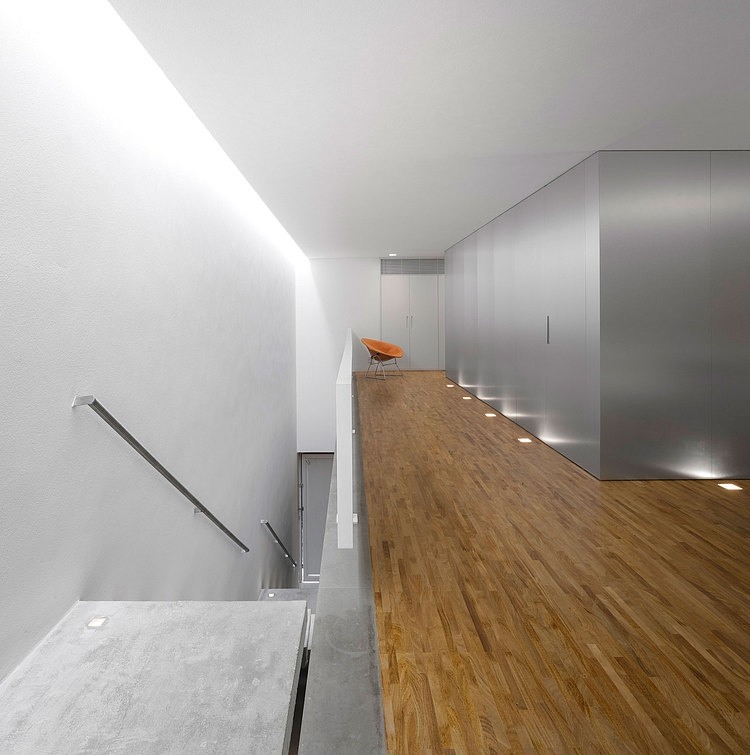Studio R by Studio MK27