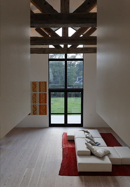 Remsenburg House by D'apostrophe Design