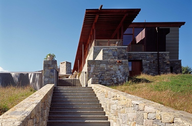 Lookout House by Ike Kligerman Barkley