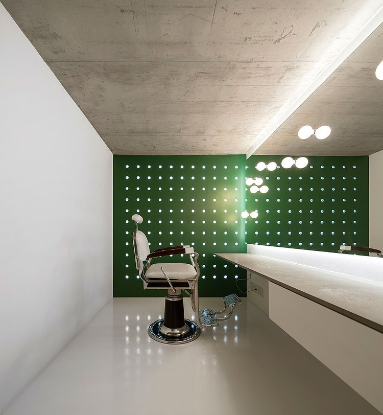 Studio R by Studio MK27
