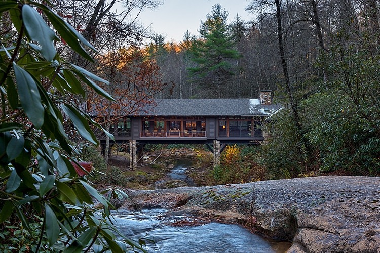 Bridge House by Platt Architecture