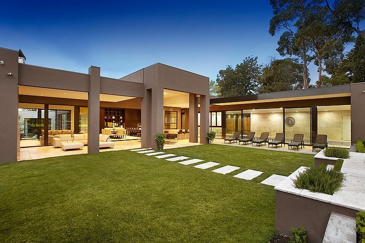 Luxuriuos Borell Street Residence by Bagnato Architects