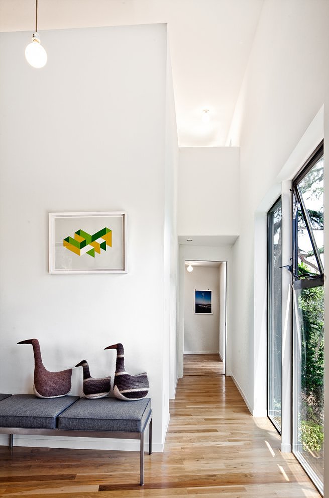 Big and Small House by Anonymous Architects