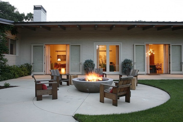 Portola Valley House by Charles DeLisle