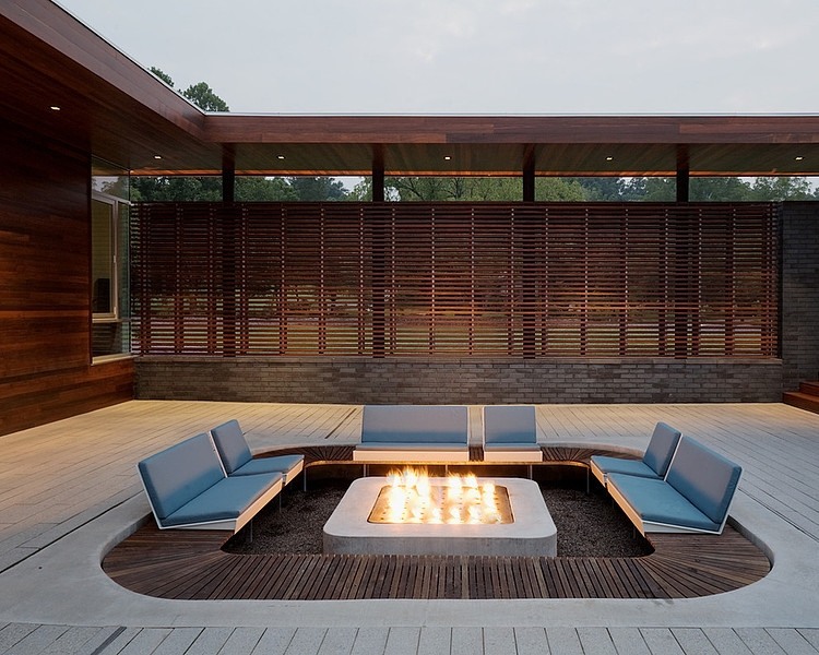 Curved House by Hufft Projects