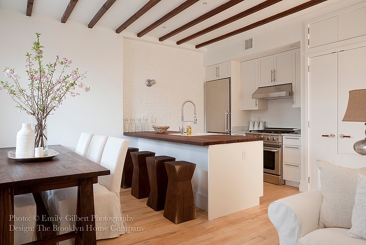 Manhattan Apartment by The Brooklyn Home Company