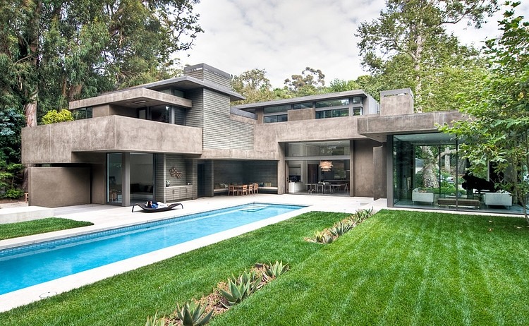Santa Monica Residence by Chu+Gooding Architects