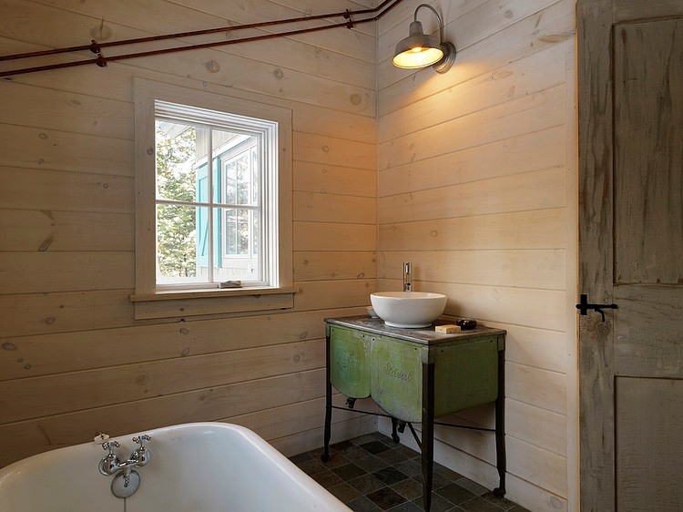 Winter Cabin by Joan Heaton Architects