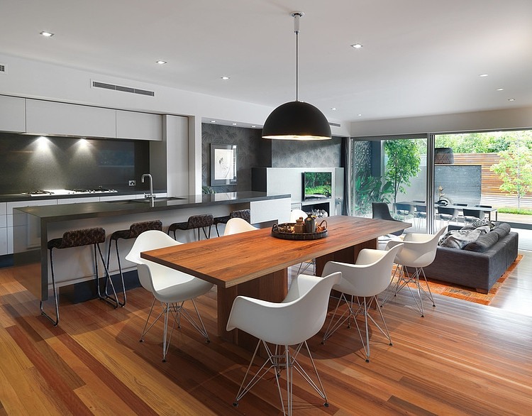 Brighton Home by Mr. Mitchell
