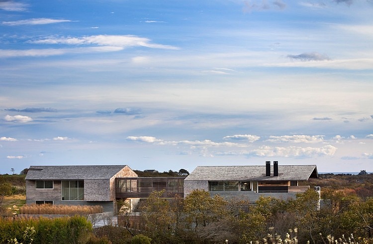 Genius Loci by Bates Masi Architects