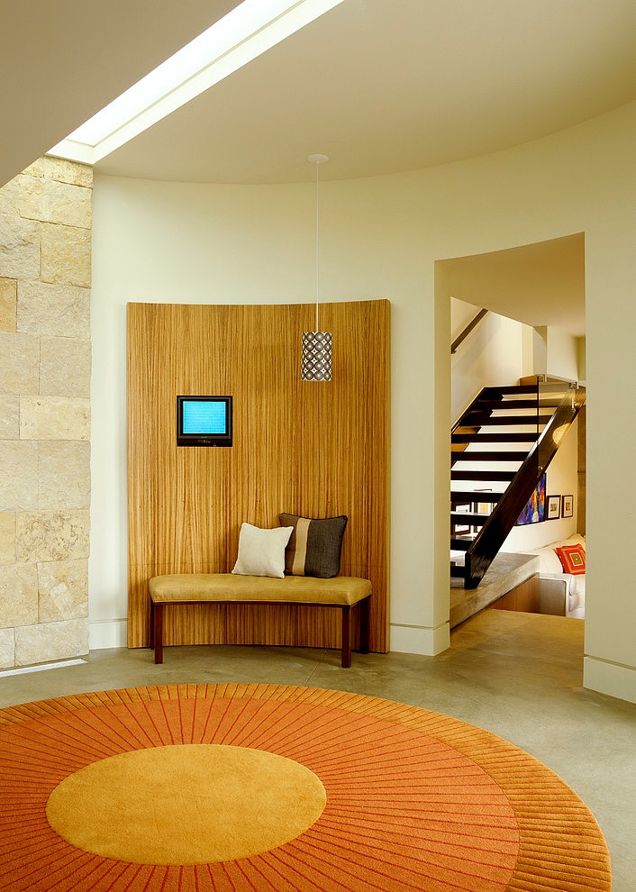 Laguna Beach Home Interior by Tommy Chambers Interiors