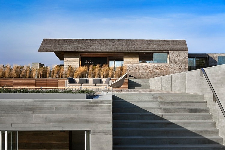 Genius Loci by Bates Masi Architects