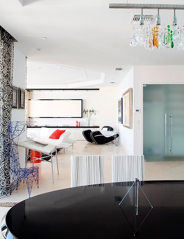 Miami Beach Residence by Pepe Calderin Design